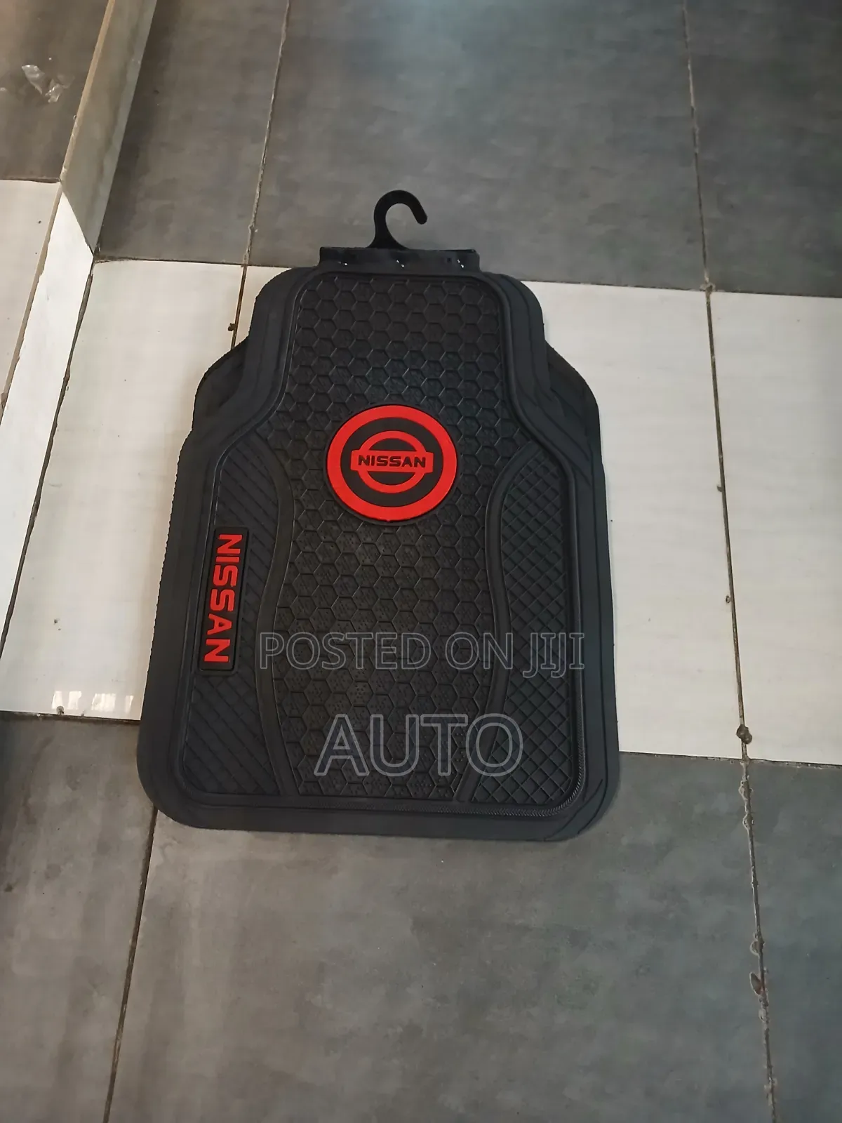 Nissan Car Floor Mats | Branded Premium Floor Mat Set