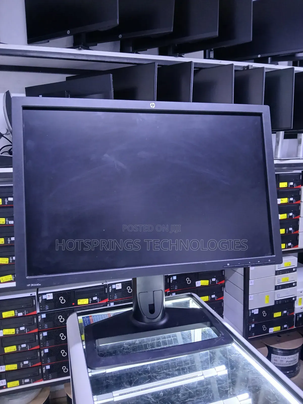HP ZR2440w
24-Inch Monitor