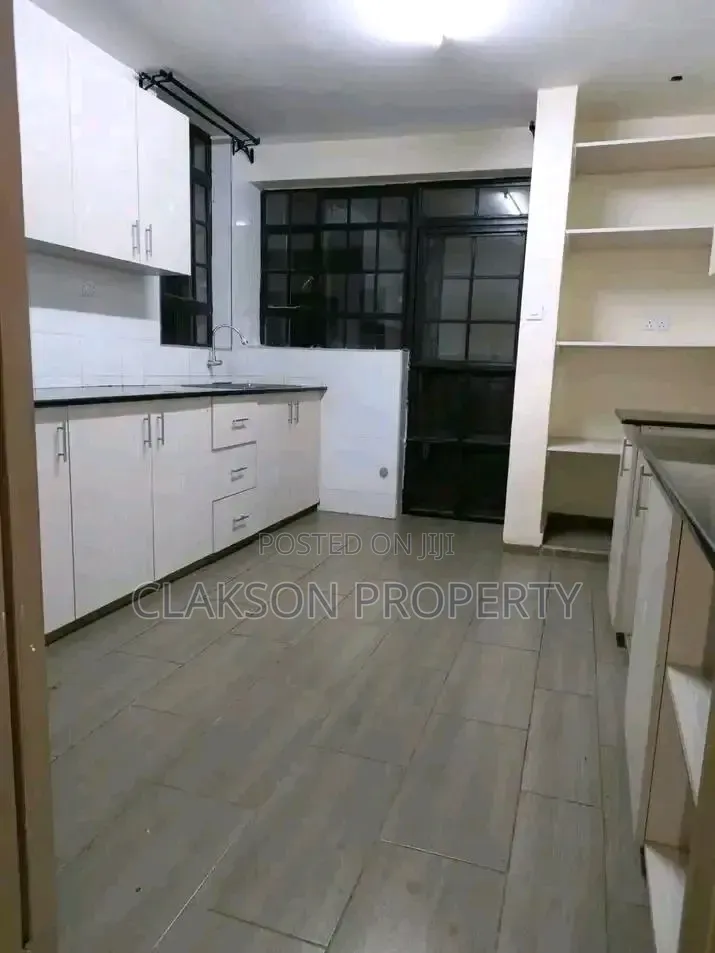 3bdrm Apartment in Naivasha Road, Dagoretti Corner for rent