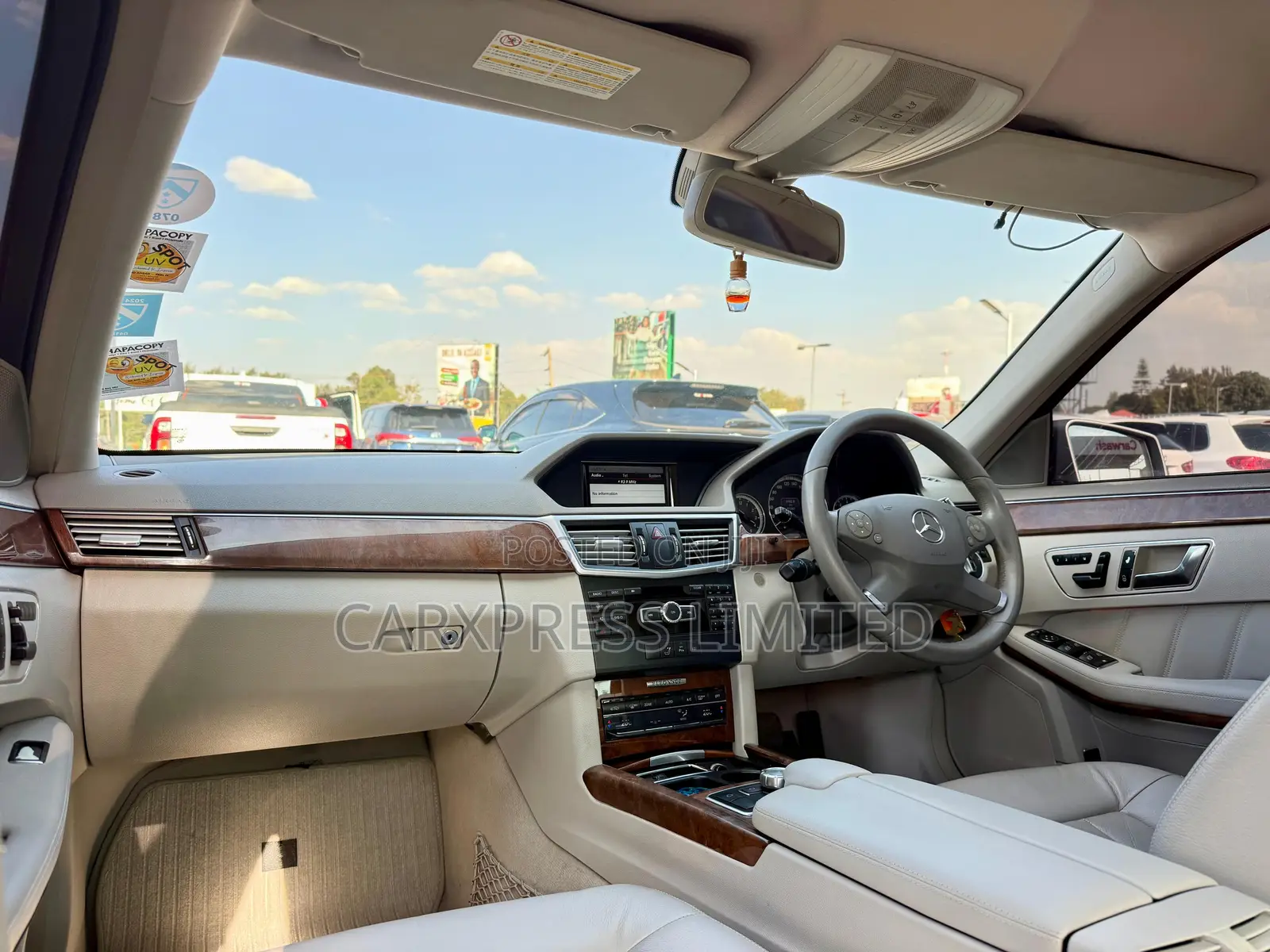 Mercedes-Benz E200 2013 Gray