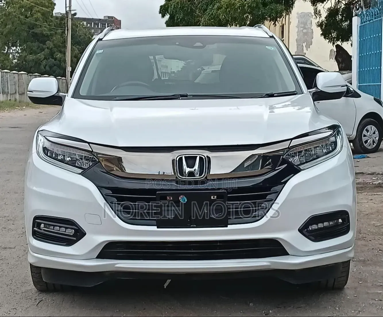 Honda Vezel 2019 Off white