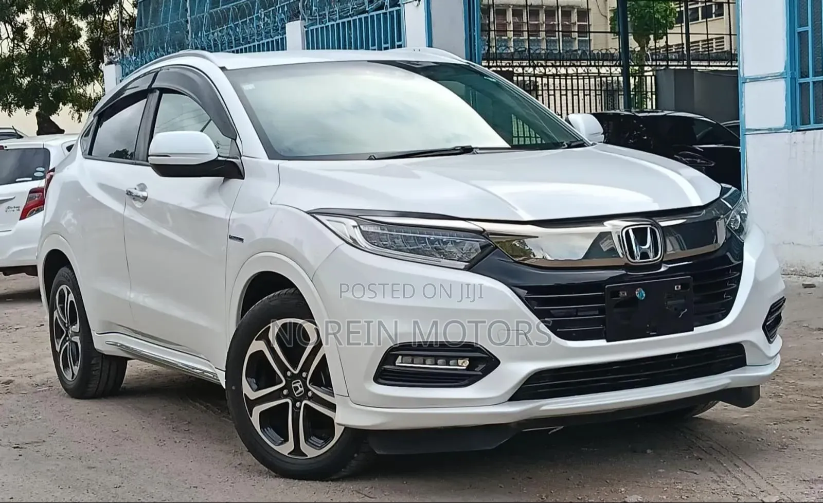 Honda Vezel 2019 Off white