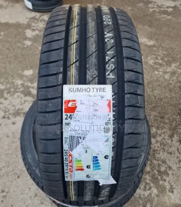 245 /40 R19 Kumho Tyres 98y Xl Escta Ps71