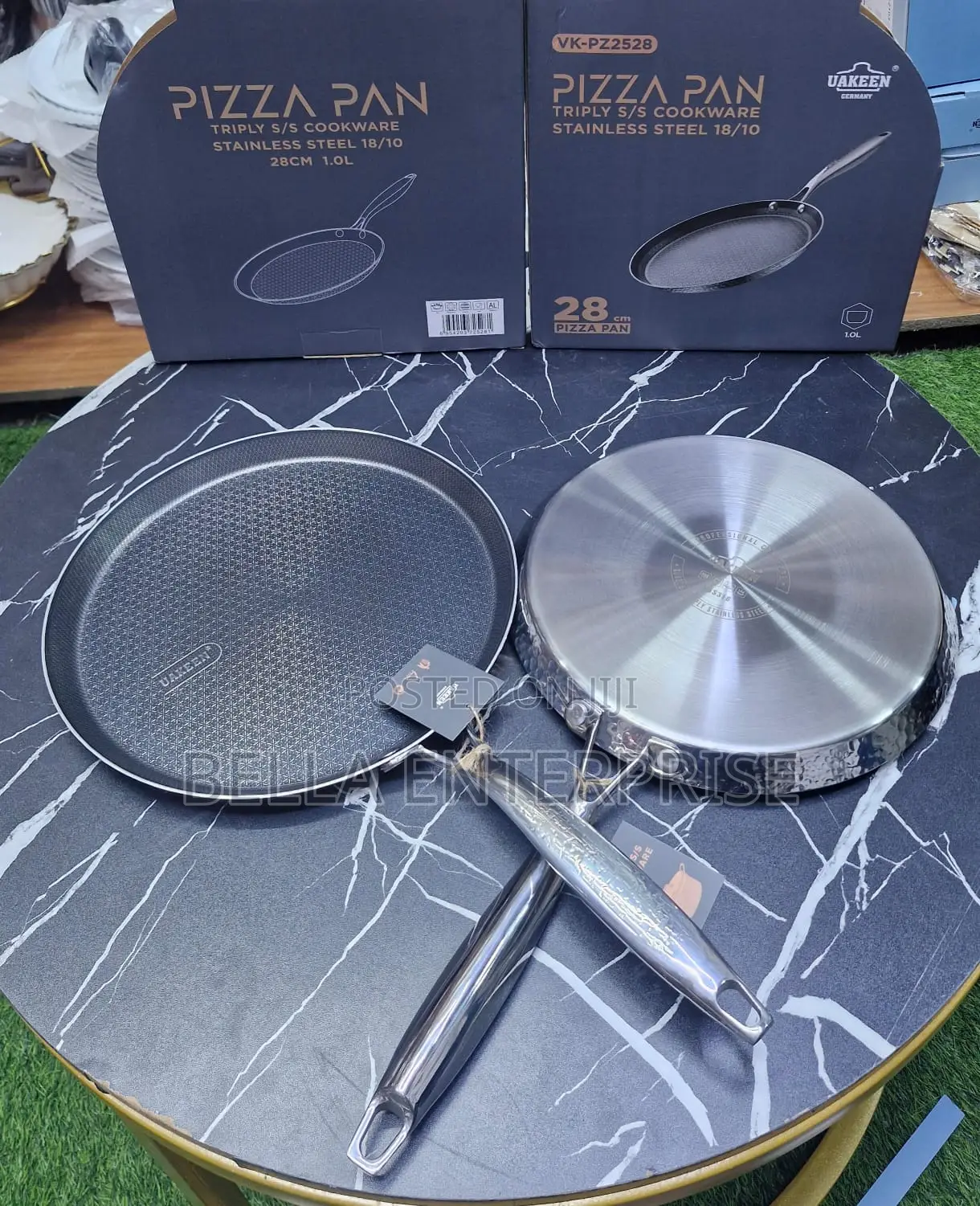 Premium Quality Flat Skillet Griddle Pan for Pancakes / Chapati/ Eggs