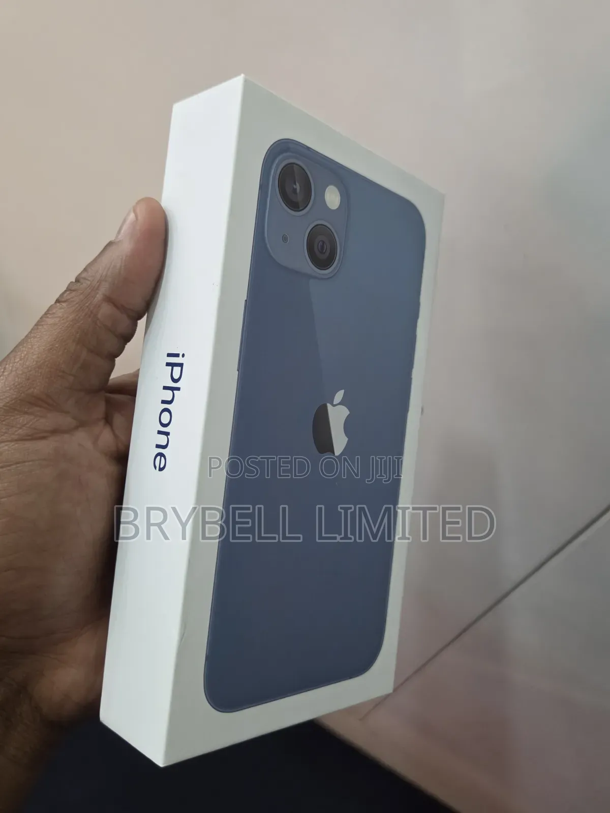 New Apple iPhone 13 128 GB Blue