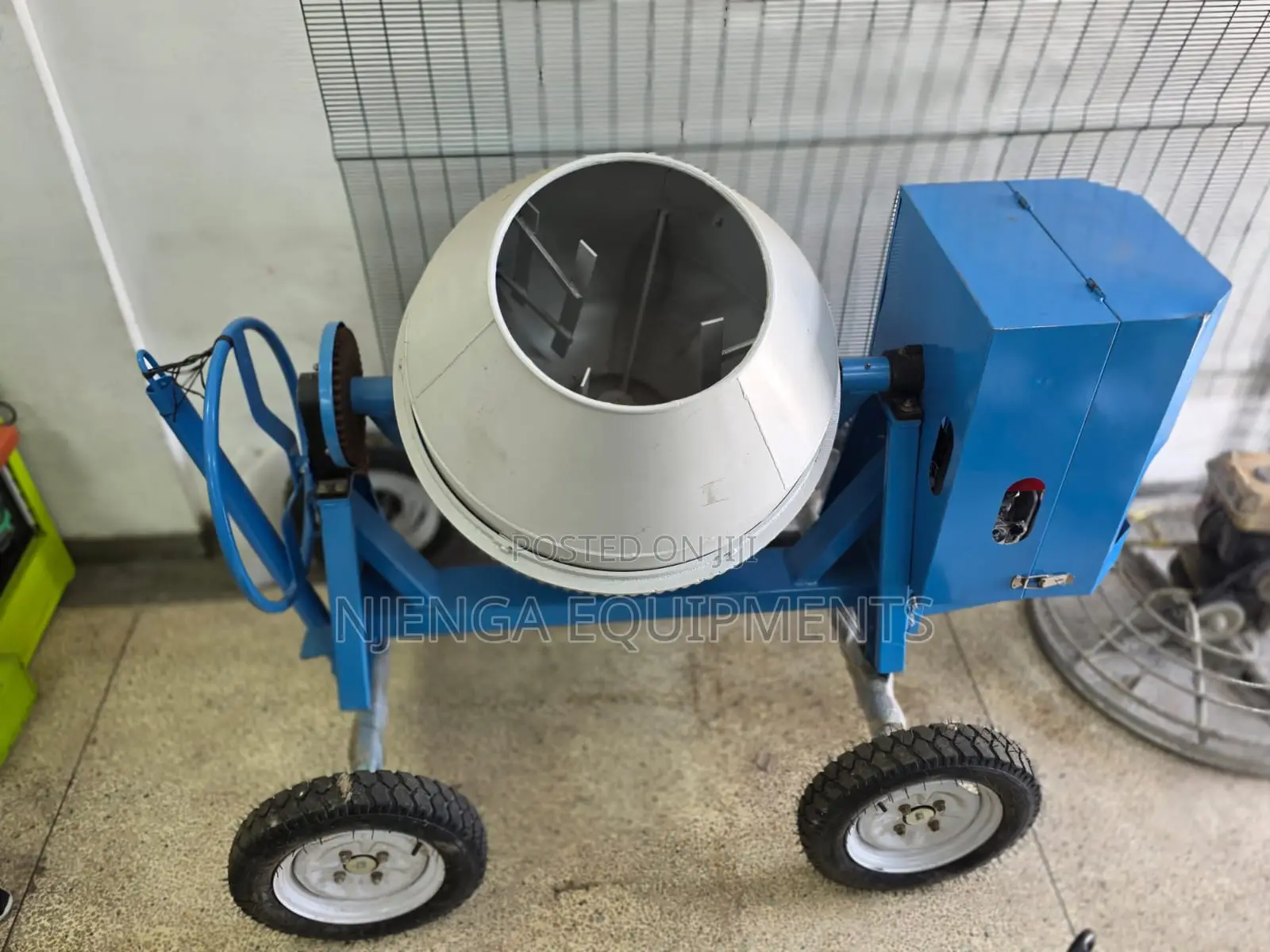 Heavy-Duty AICO 400L Concrete Mixer (7HP Engine)