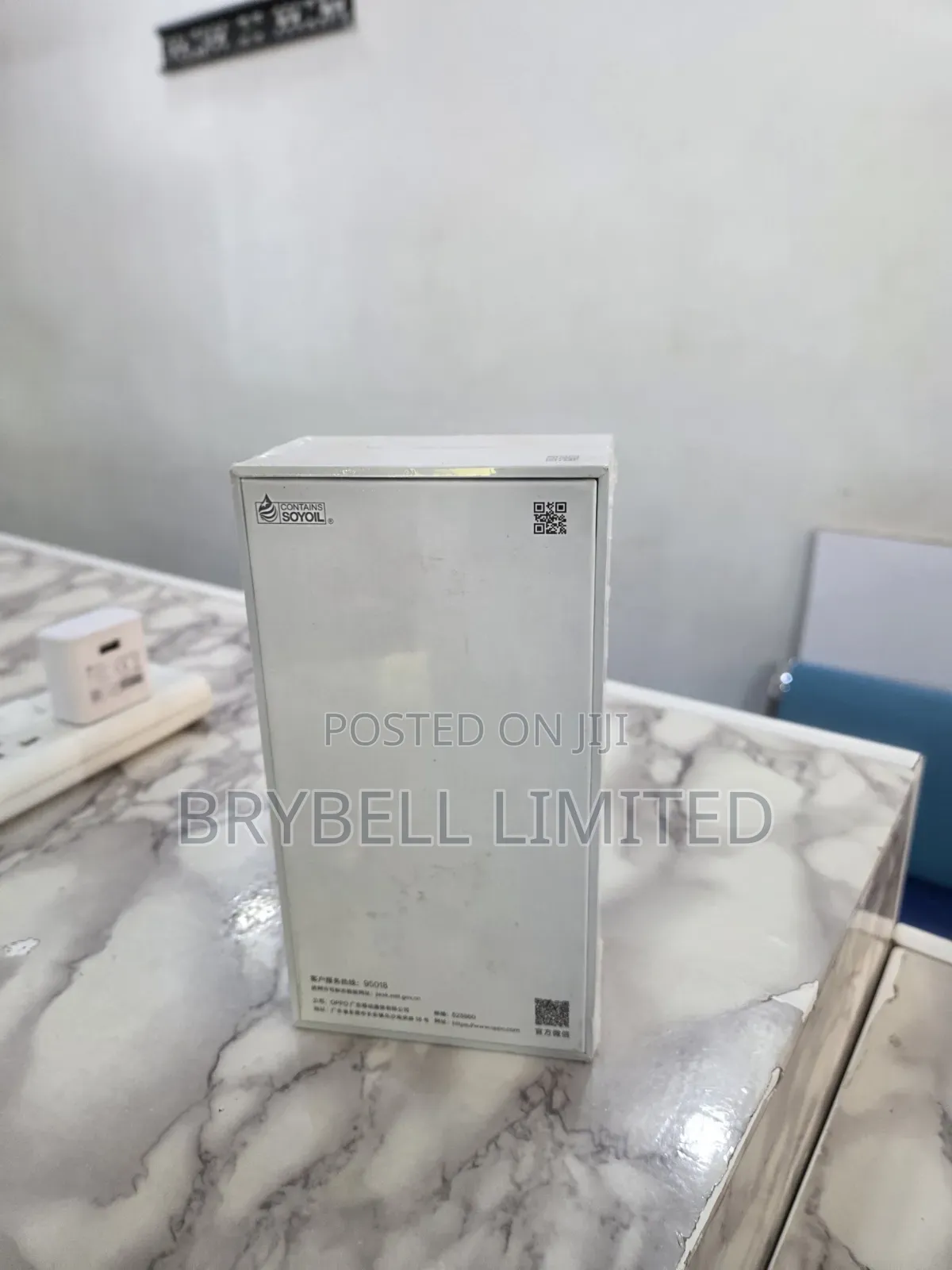 New Oppo Reno13 256 GB White