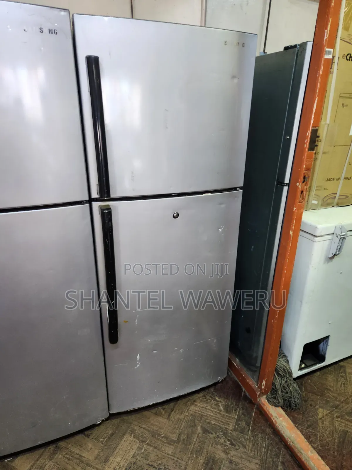 Samsung Silver Working Fridge 300litres