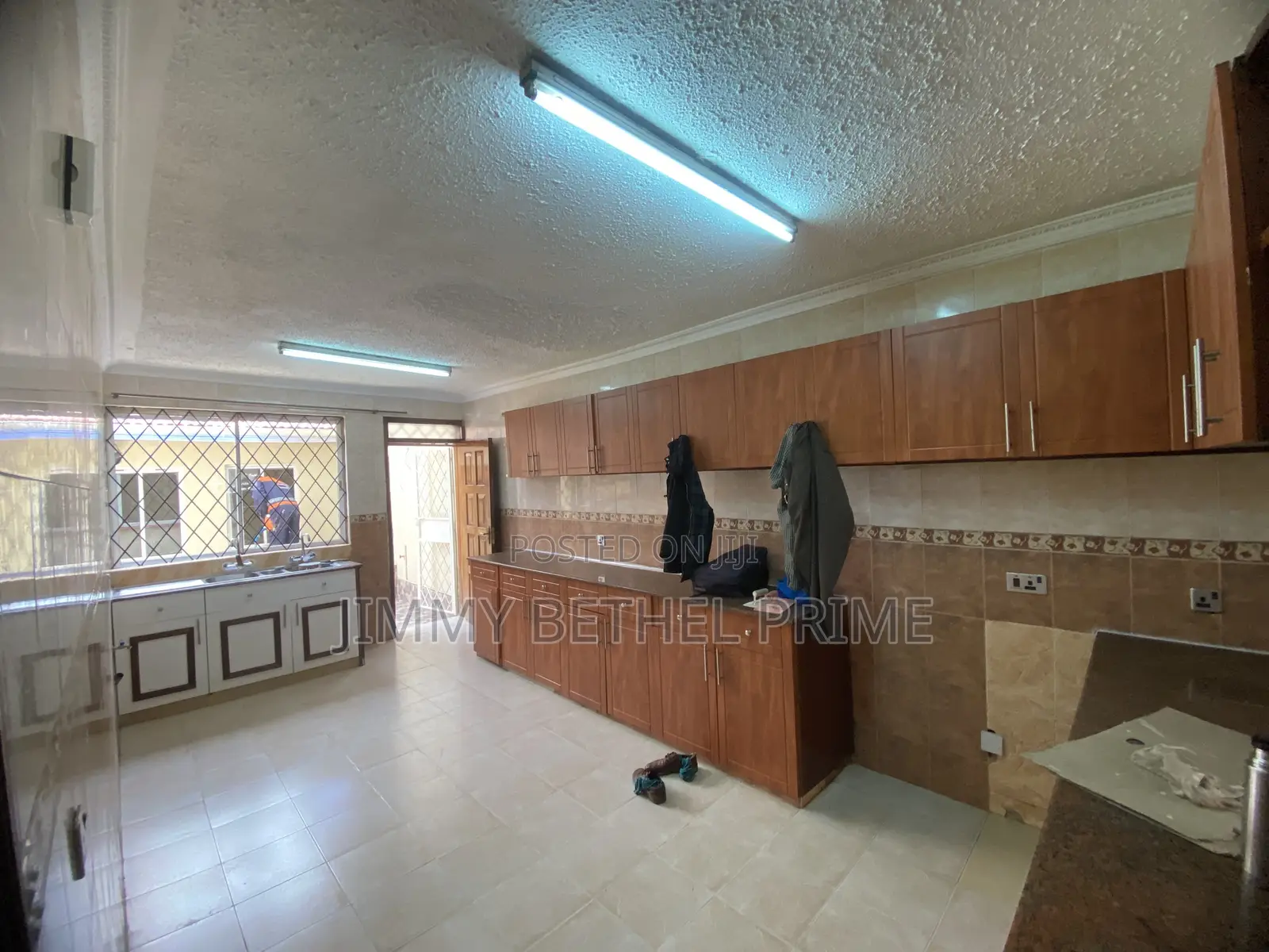 4bdrm Townhouse / Terrace in Kileleshwa for rent