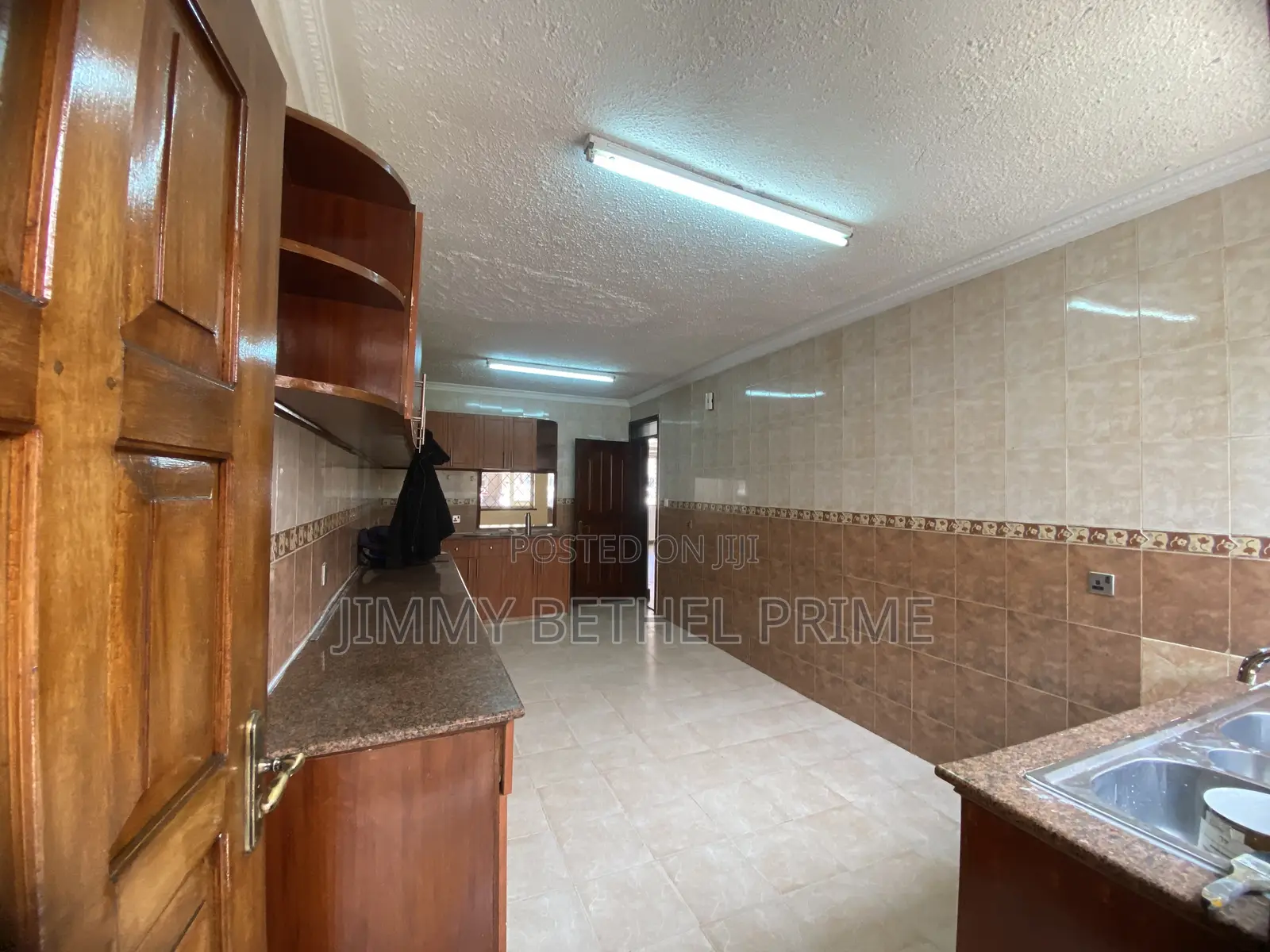 4bdrm Townhouse / Terrace in Kileleshwa for rent
