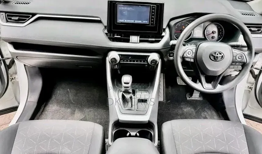 Toyota RAV4 2019 White