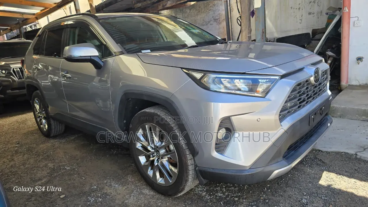 Toyota RAV4 2019 Silver