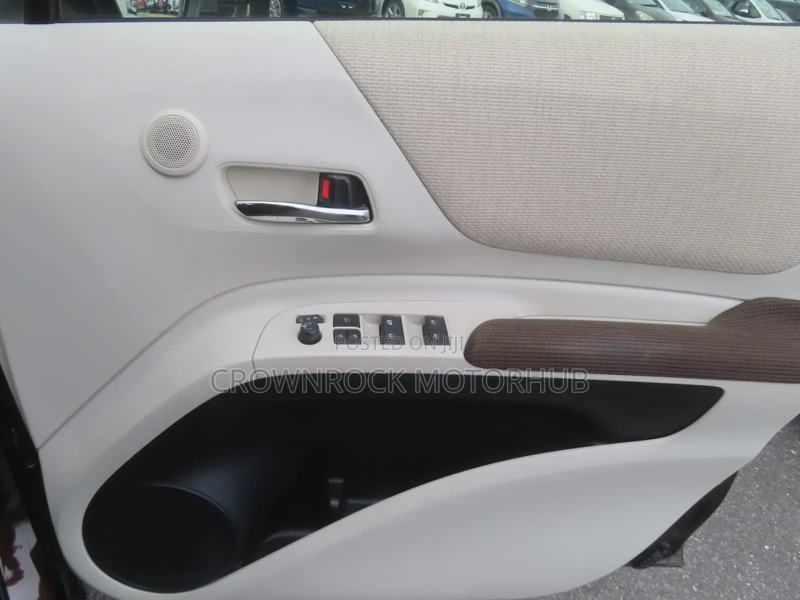 Toyota Sienta 2019 Brown