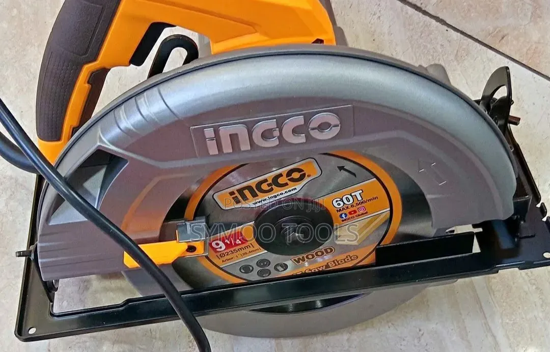 Ingco 9 1/4" Circular Saw