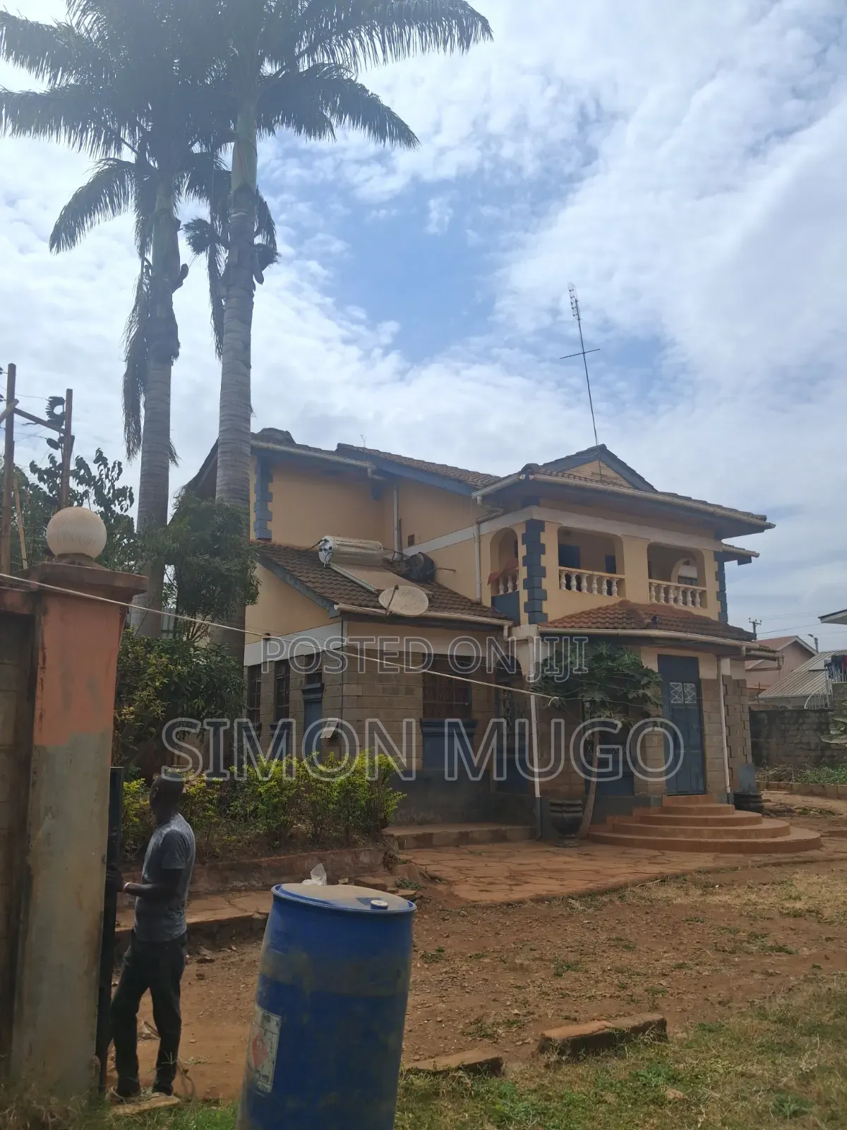 5bdrm Maisonette in Toll Estate for rent
