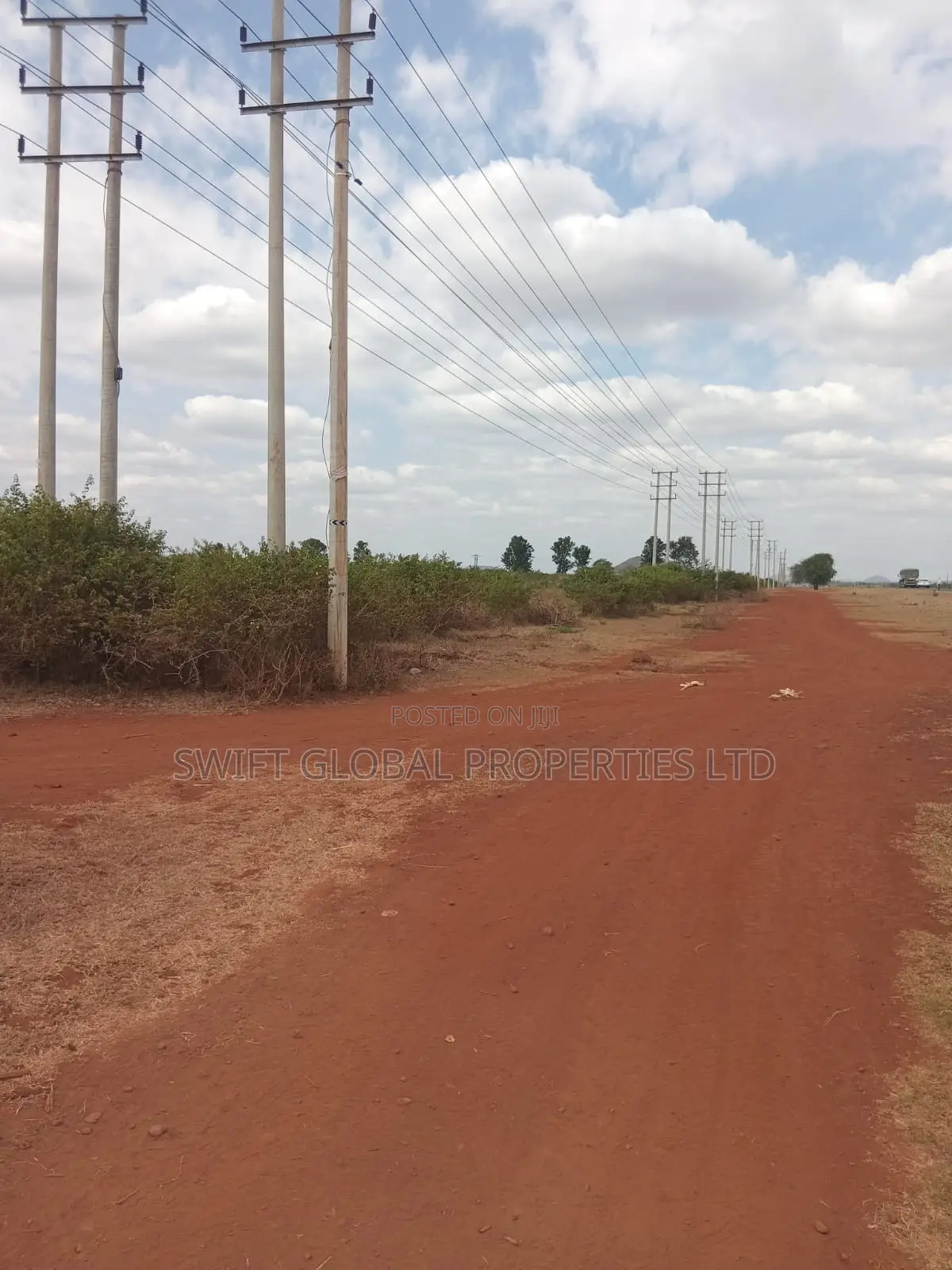 1000 Acres Touching Nairobi-Mombasa Highway Is Available for Sale