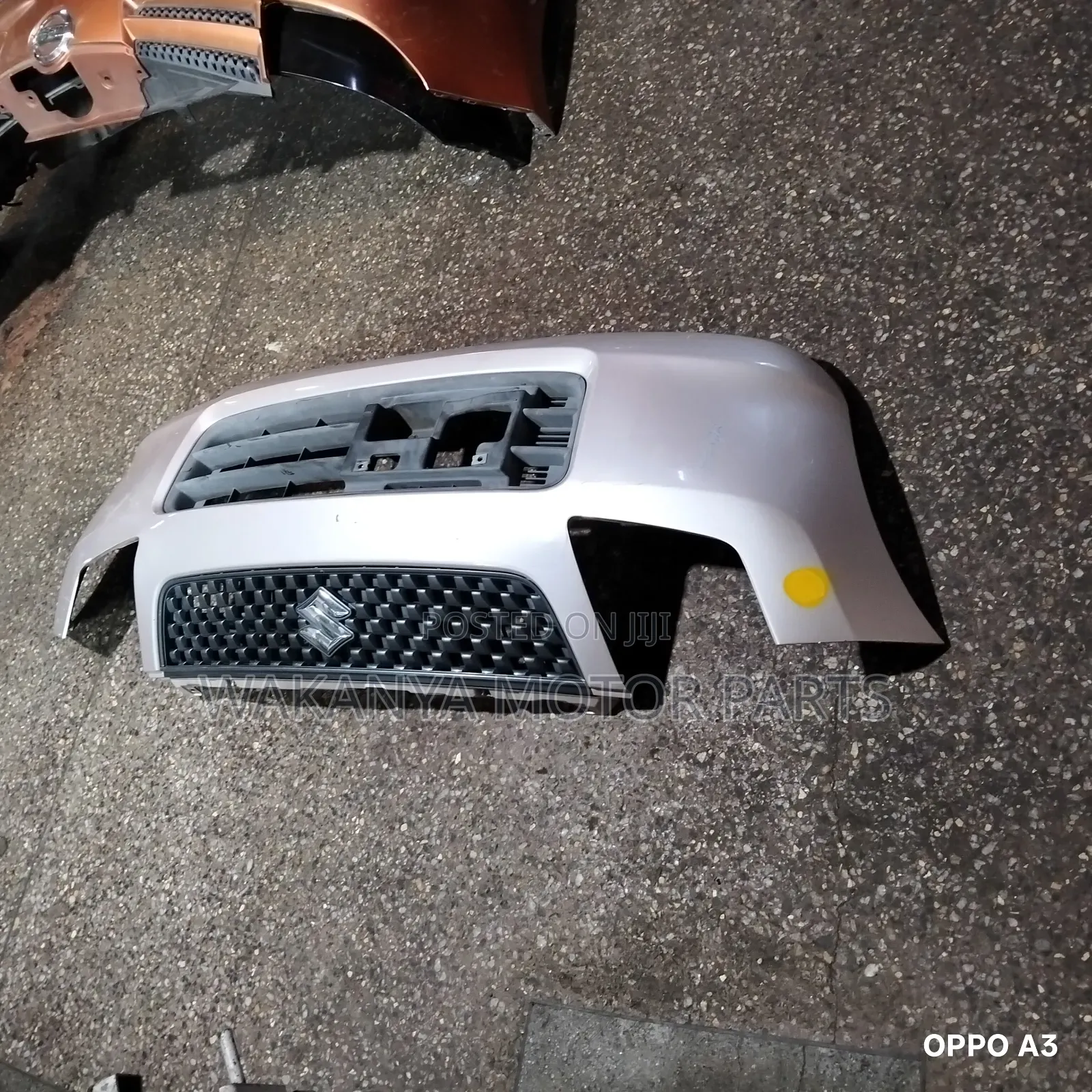 Suzuki Wagon R Front Bumper, Model 2014. Clean Ex Japan