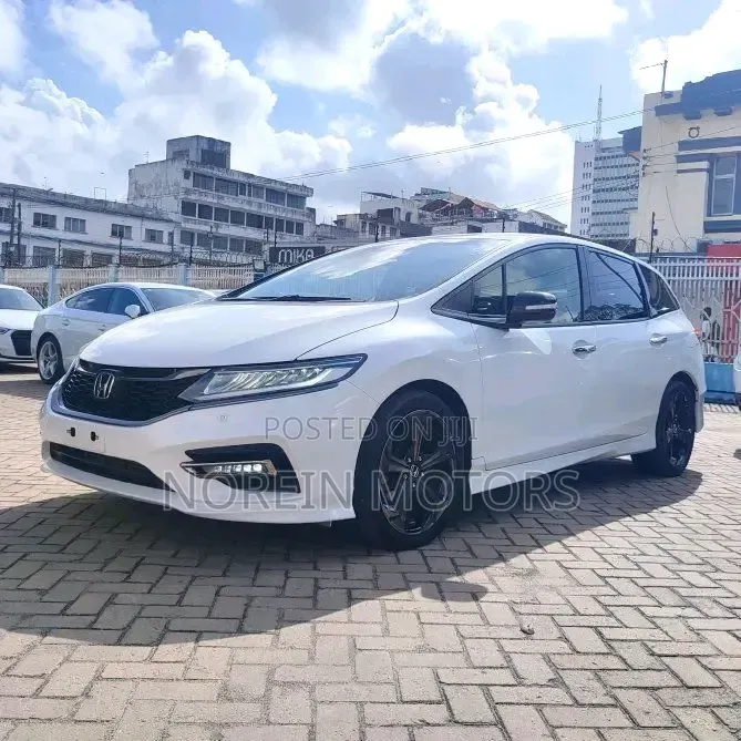 Honda Jade 2019 White