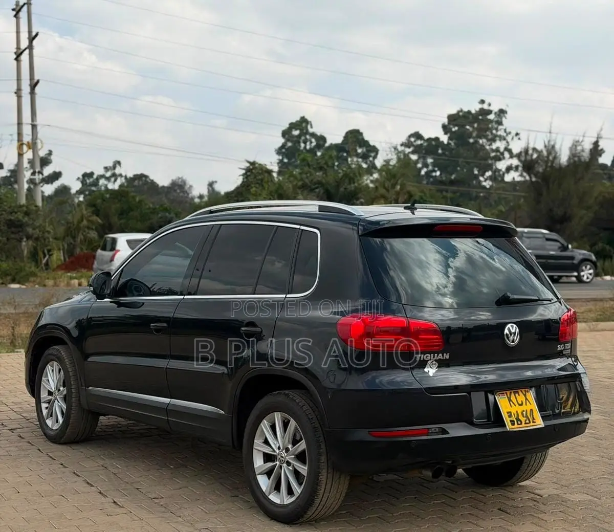 Volkswagen Tiguan 2012 Black