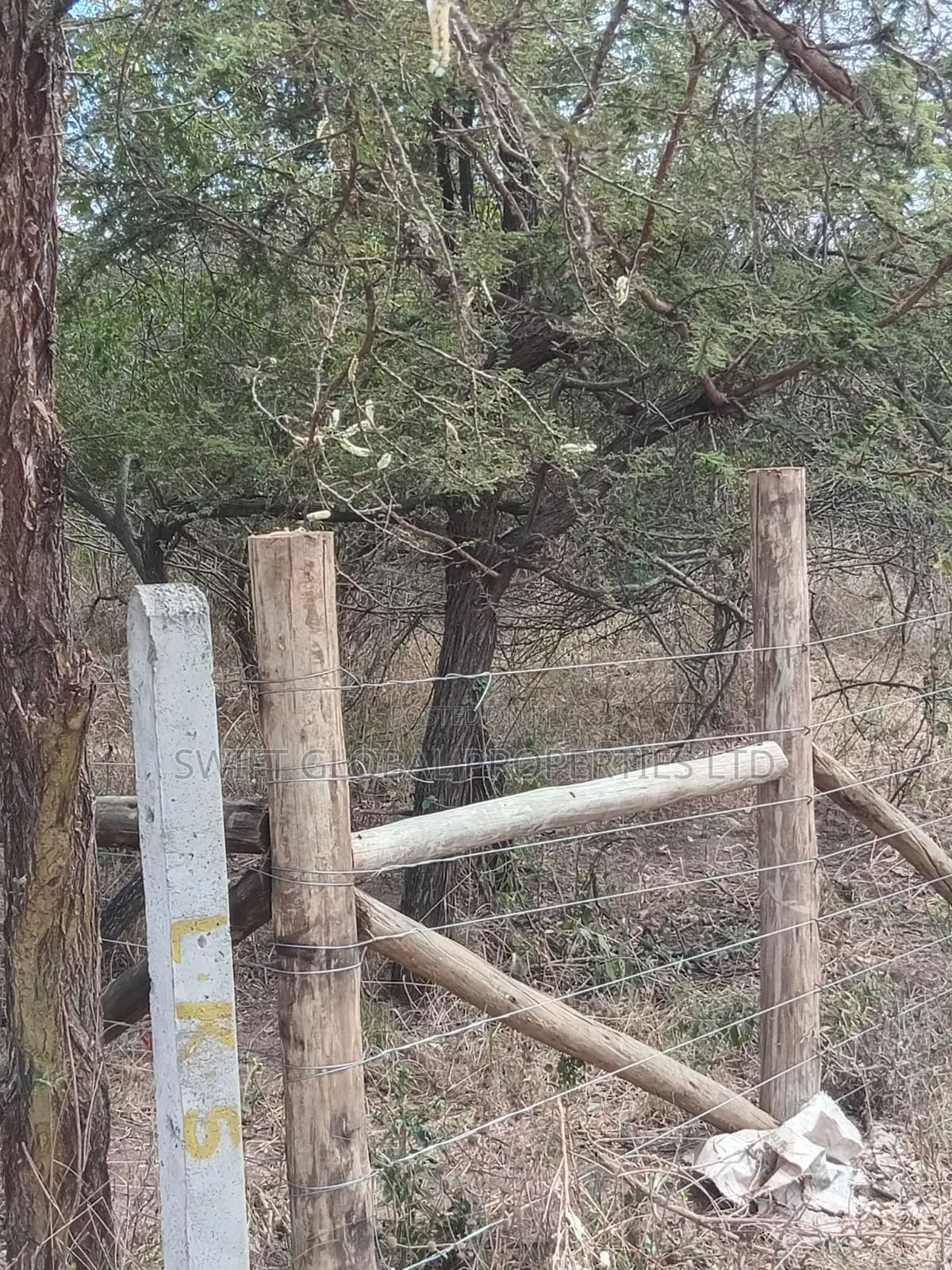 10 Acres Touching Mombasa-Nairobi Highway in Sultan Hamud Is for Sale