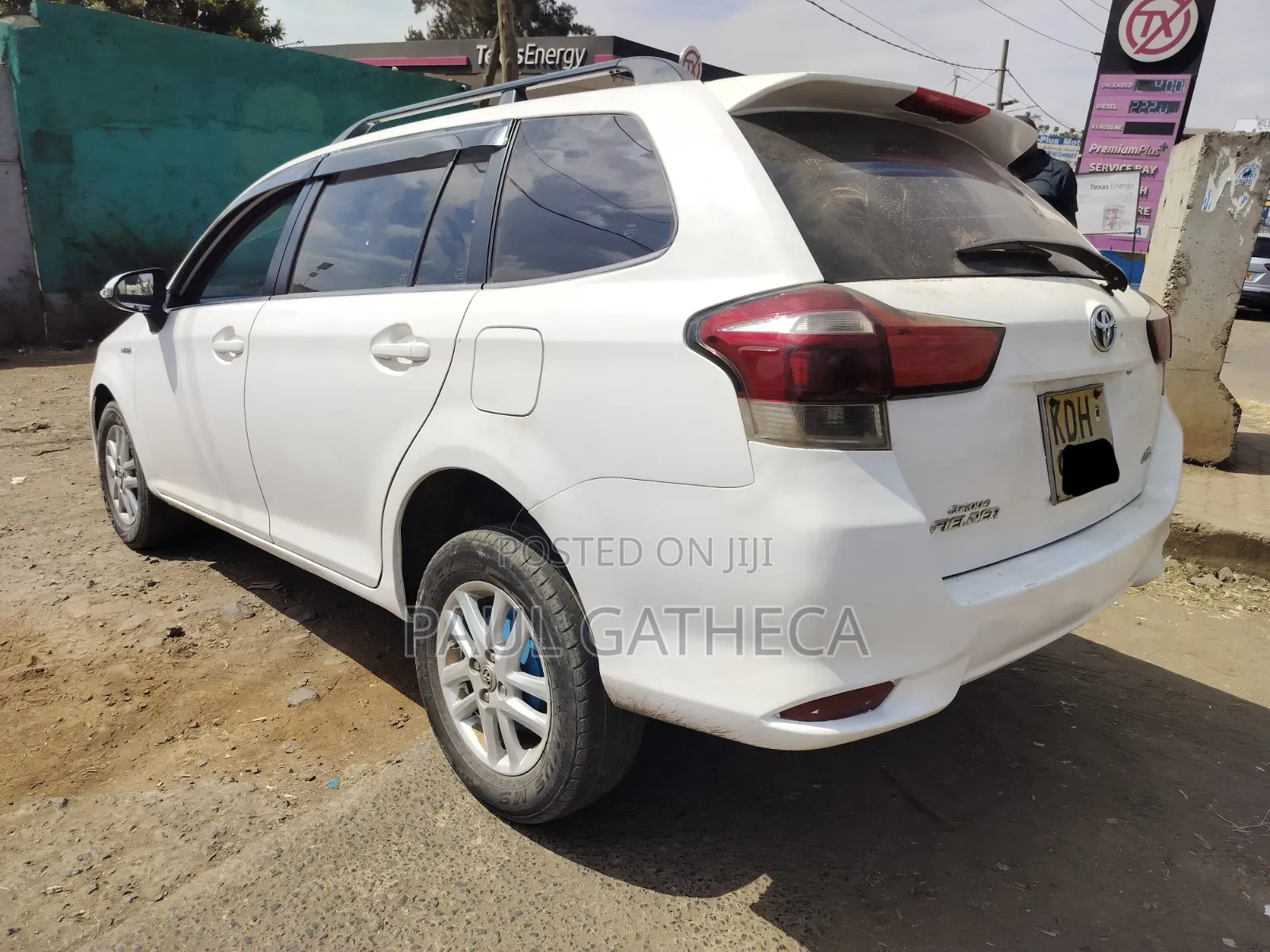 Toyota Corolla Fielder 2015 White
