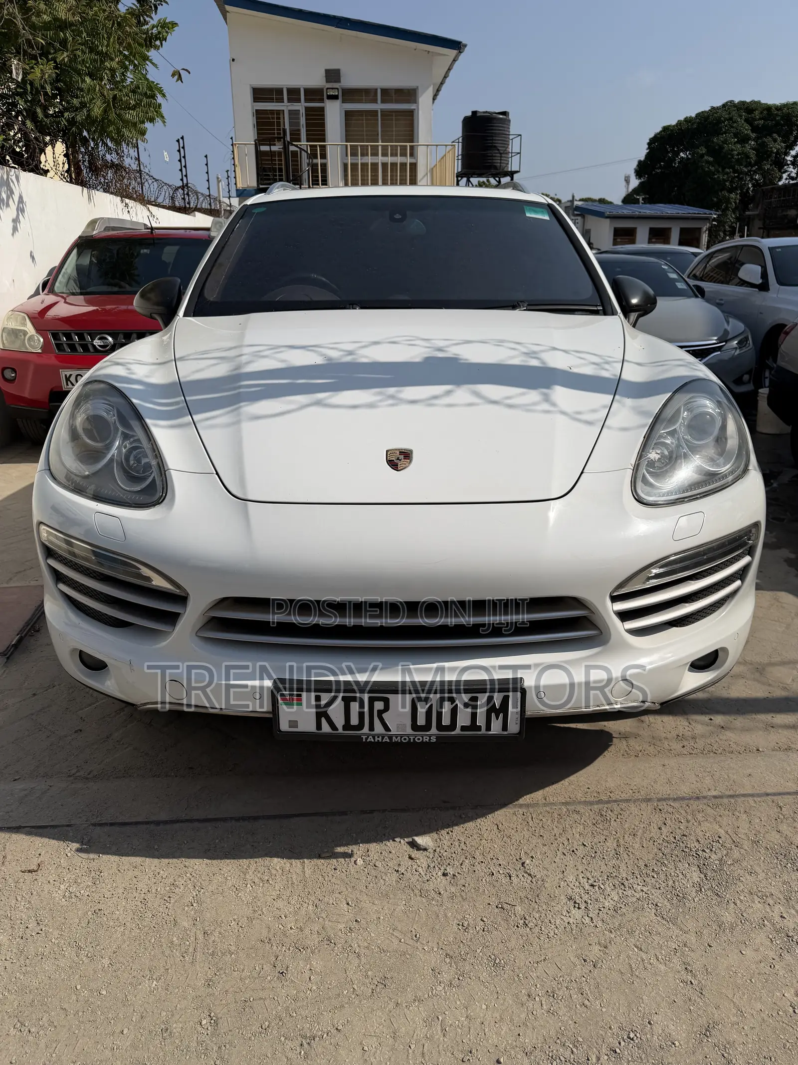 Porsche Cayenne 2014 White
