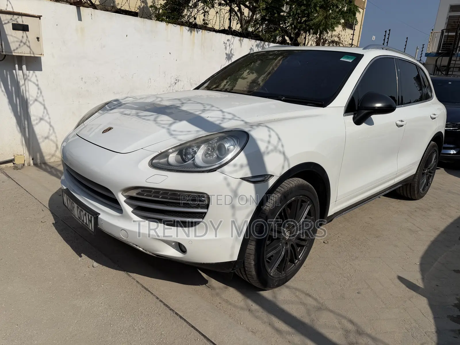 Porsche Cayenne 2014 White