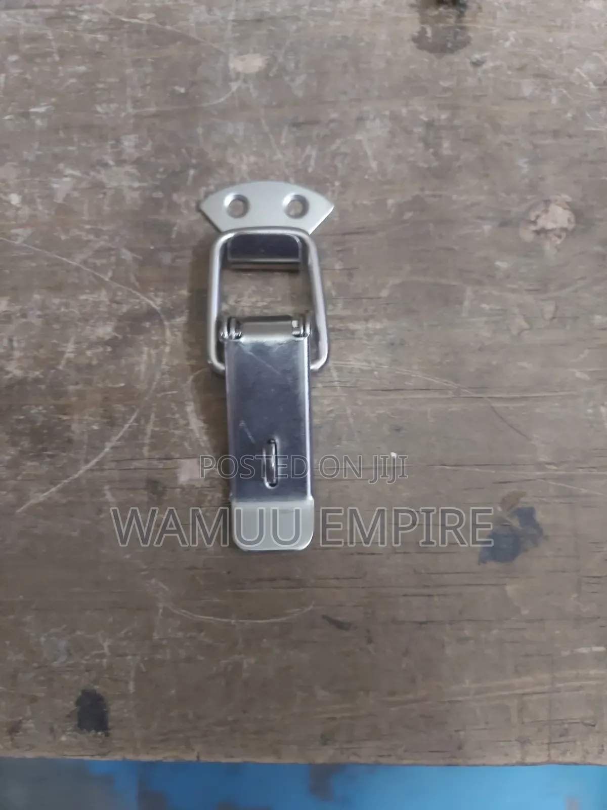 Spring-Loaded Over-Centre Toggle Latch