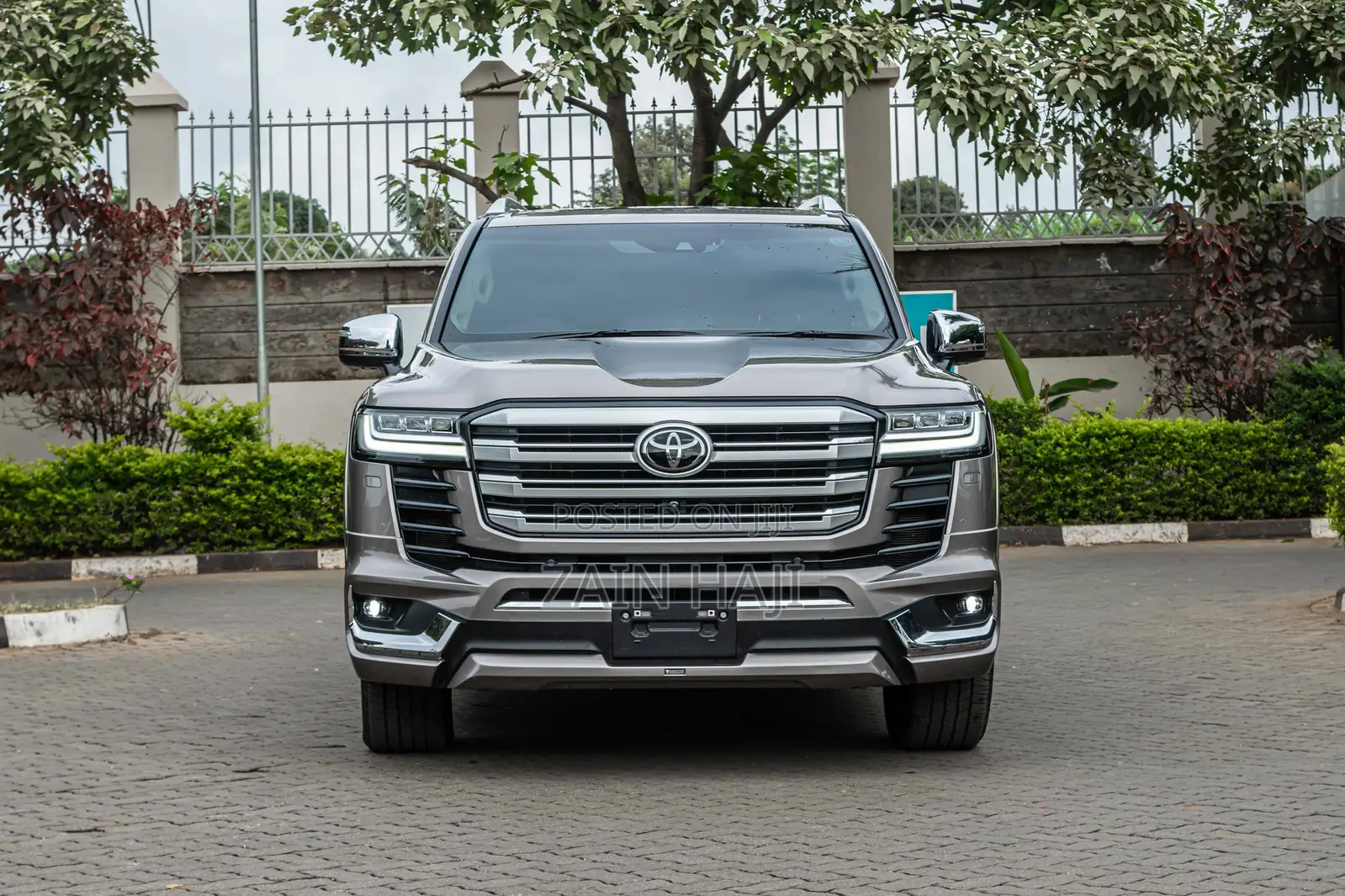 Toyota Land Cruiser LC300 2023 Brown