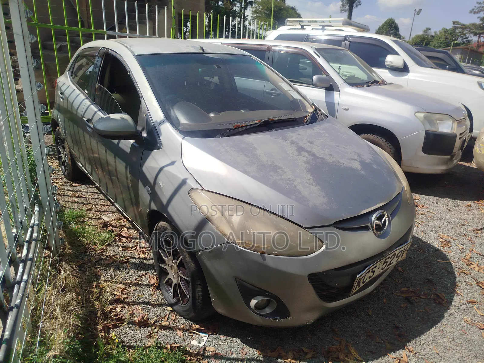 Mazda Demio 2011 Silver