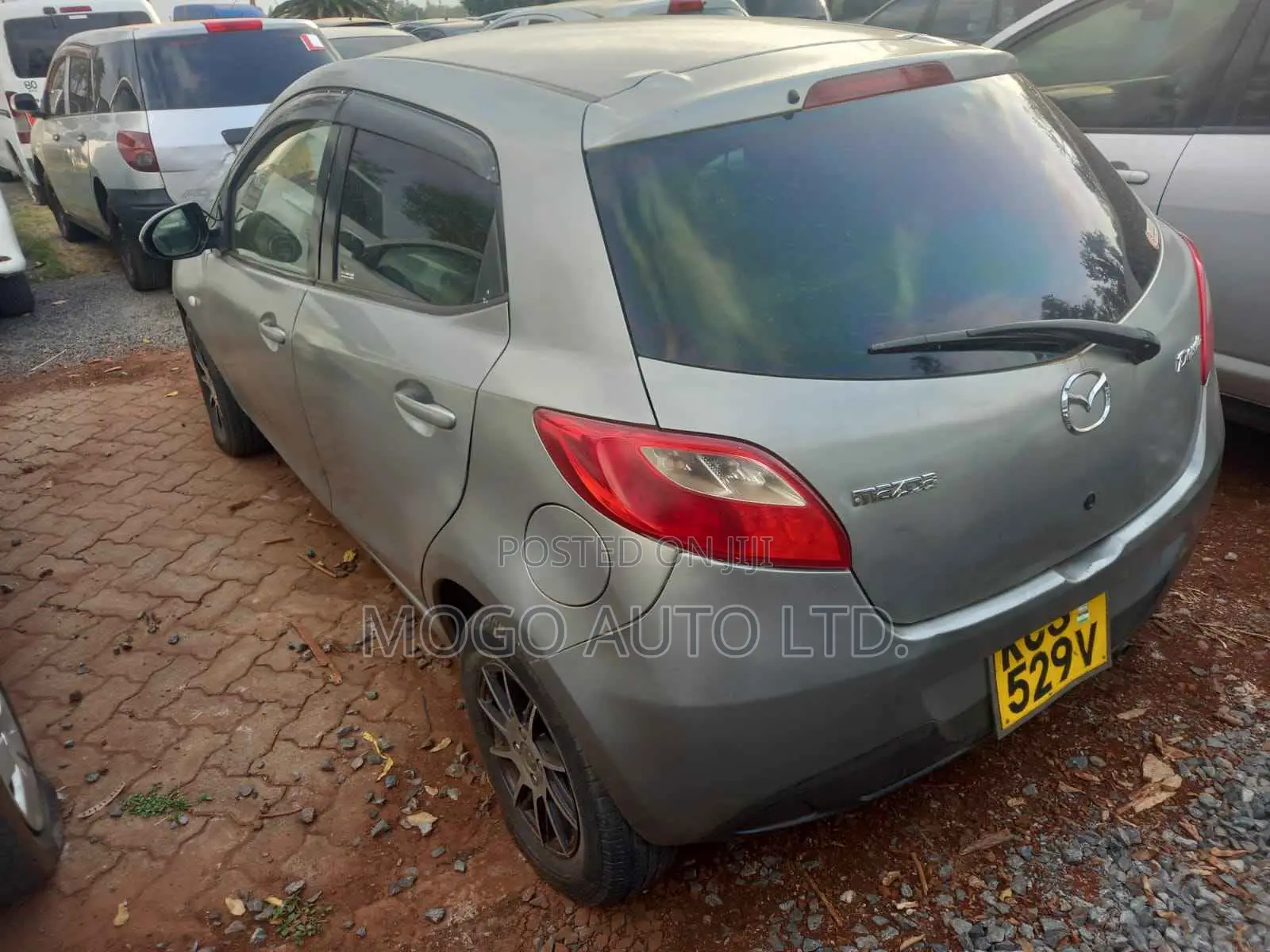 Mazda Demio 2011 Silver