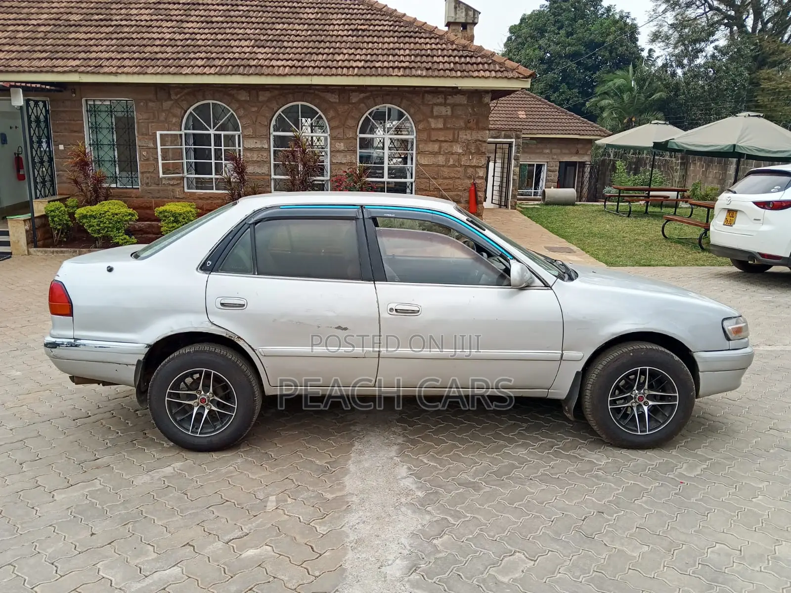 Toyota Corolla 1996 Silver