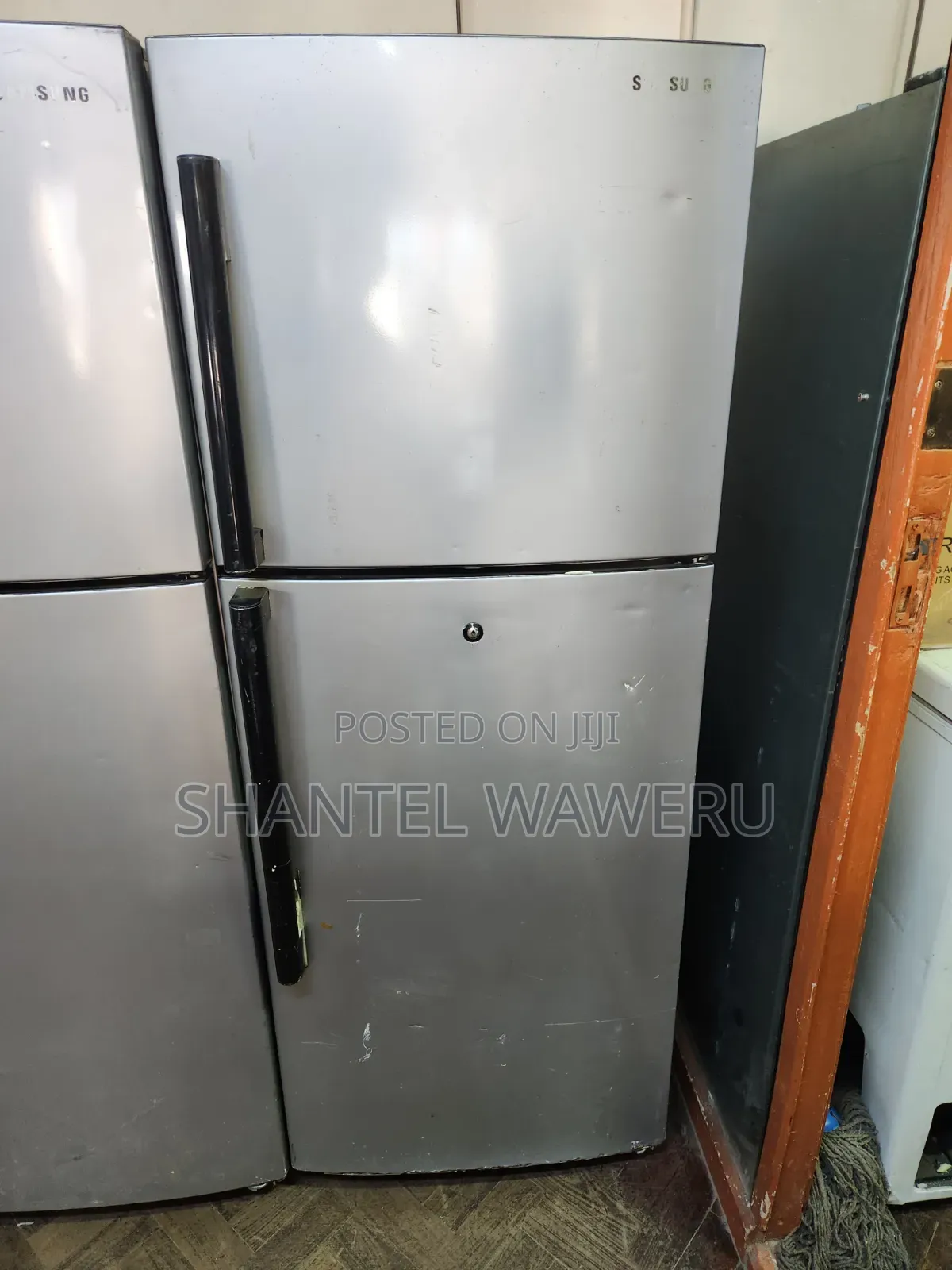 Samsung Silver Fridge 300litres