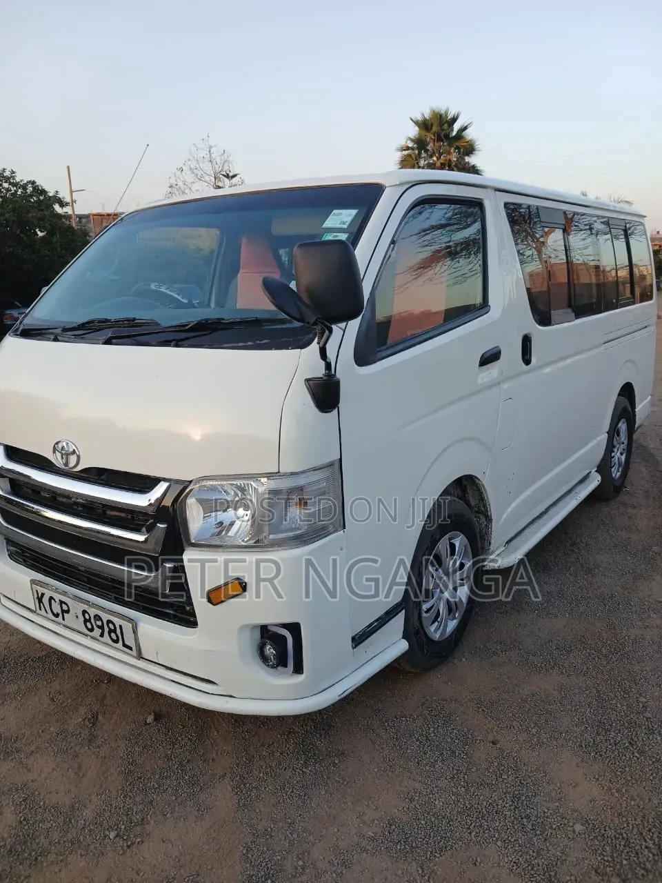 Toyota HiAce 2012 White