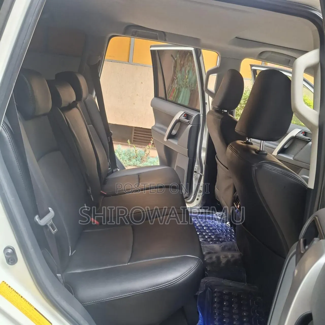 Toyota Land Cruiser Prado 2018 Off white