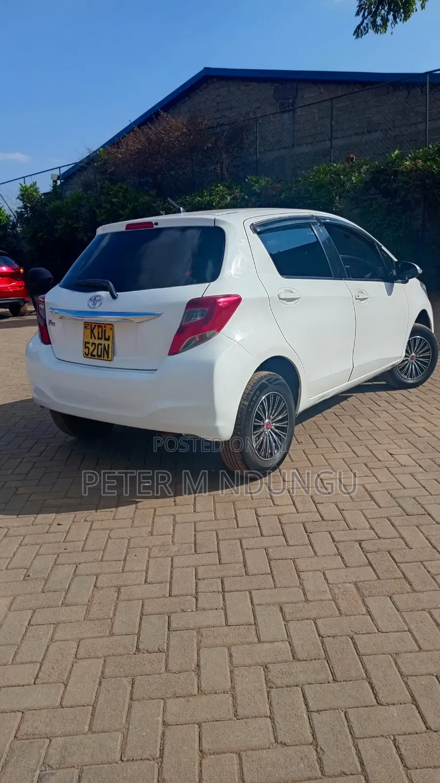 Toyota Vitz 2015 White