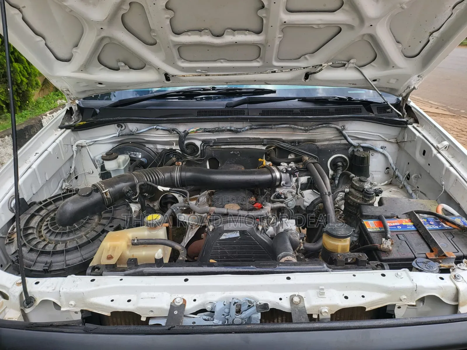 Toyota Hilux 2006 White