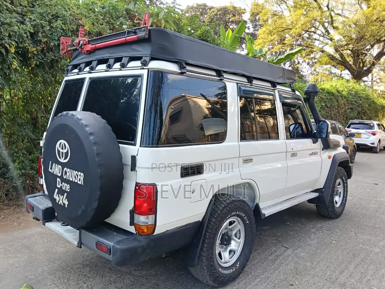 Toyota Land Cruiser 2012 White
