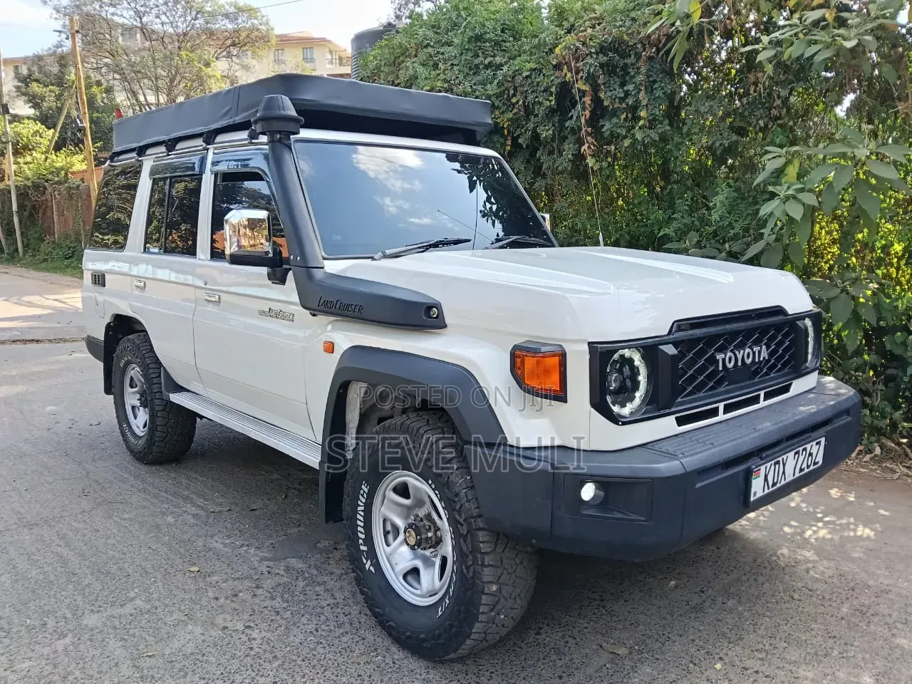 Toyota Land Cruiser 2012 White