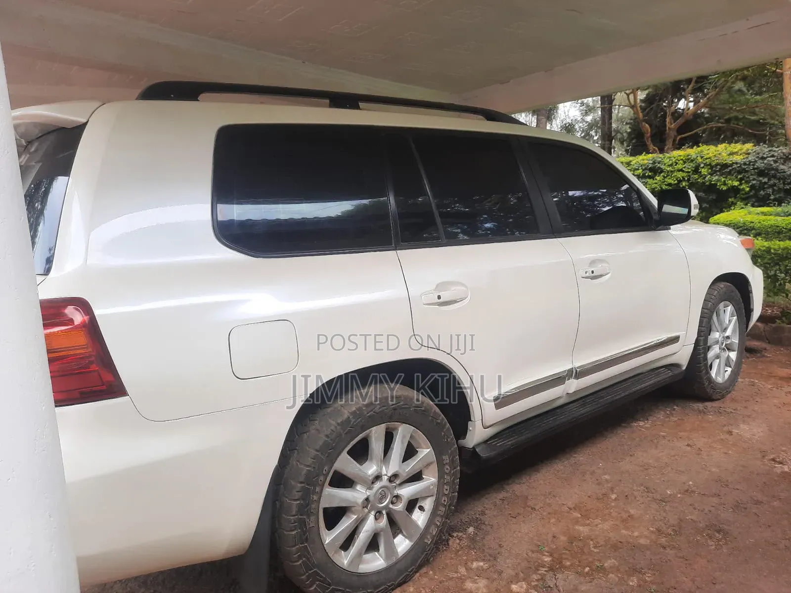 Toyota Land Cruiser 2012 Pearl