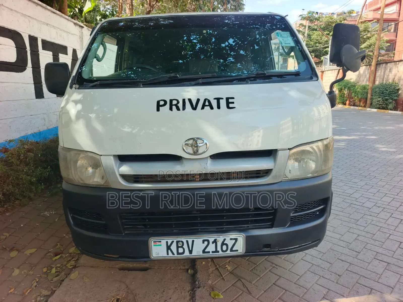 Toyota HiAce 2006 White
