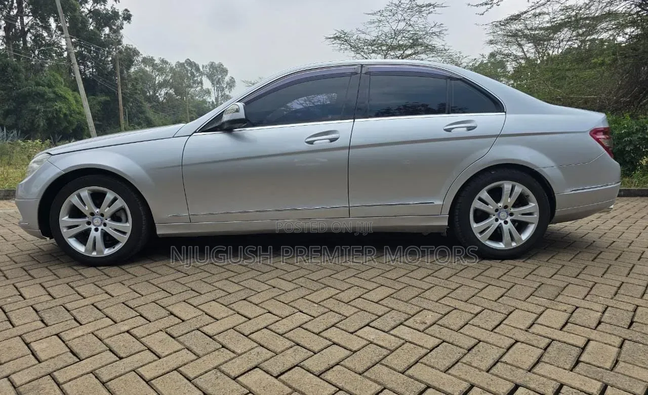 Mercedes-Benz C200 2008 Silver
