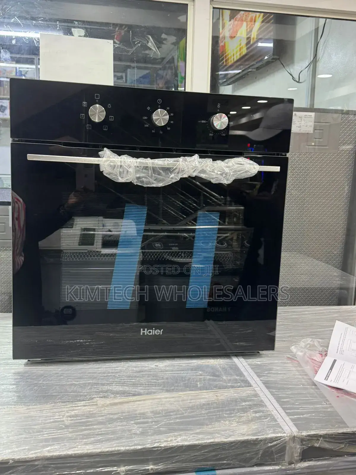 Haier 67litres Built in Oven-Hom -6400b