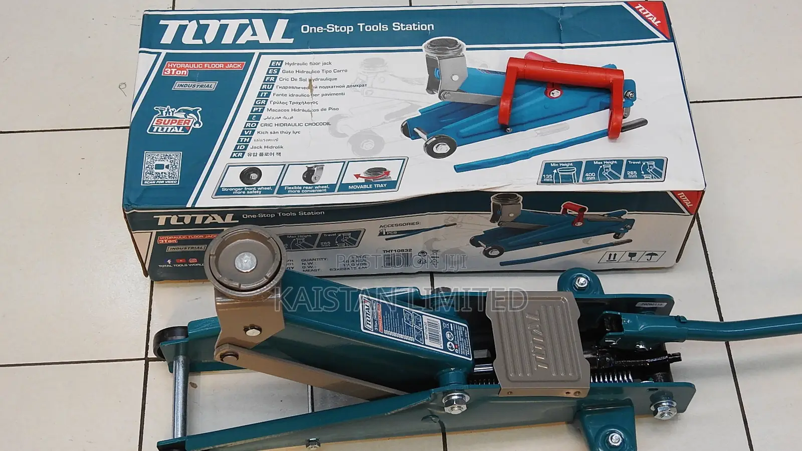 Total THT10832 Hydraulic Trolley Jack. 3 Tone Total Floor Jack