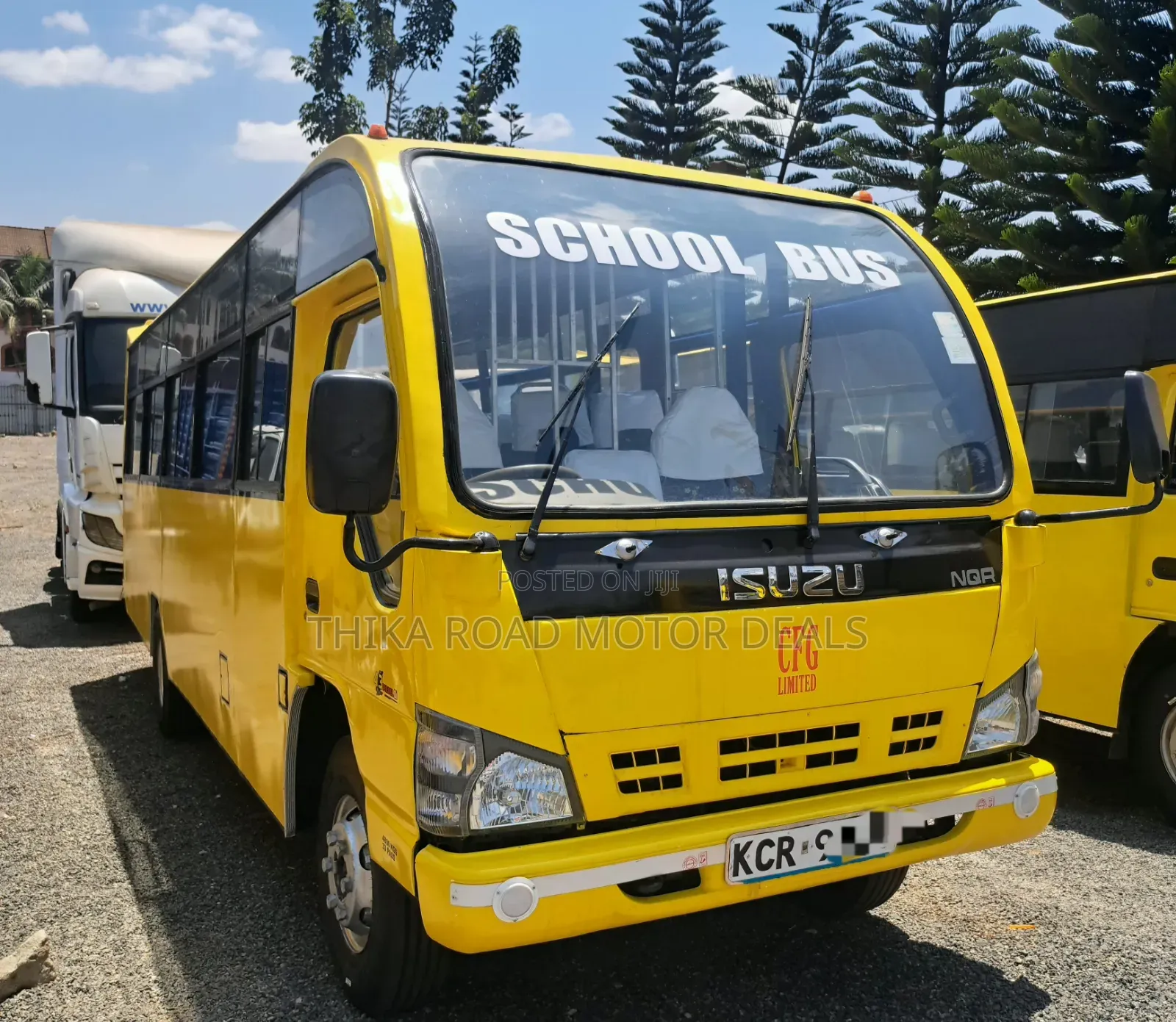 Isuzu NQR 2018 Yellow