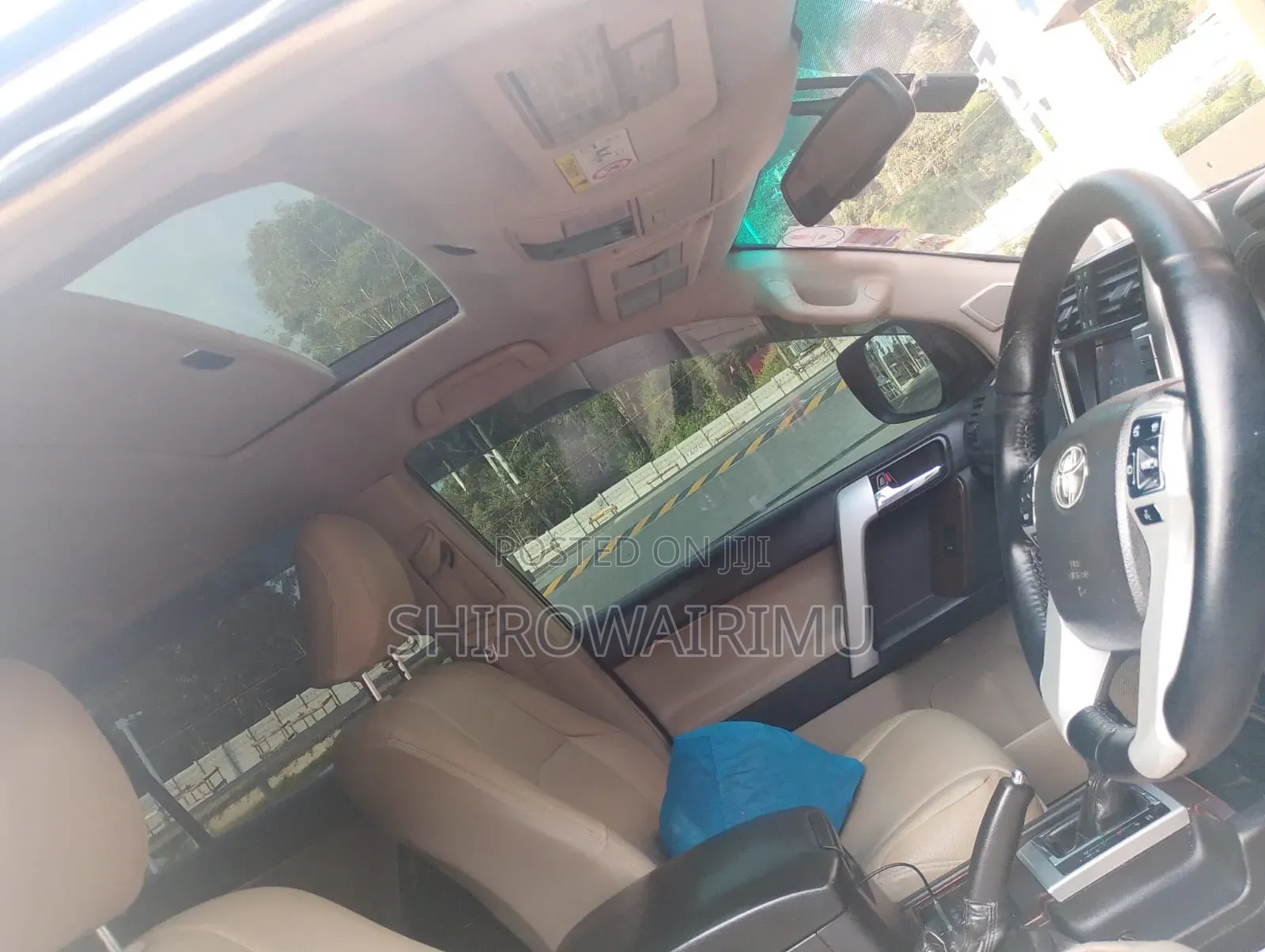 Toyota Land Cruiser Prado 2013 Brown