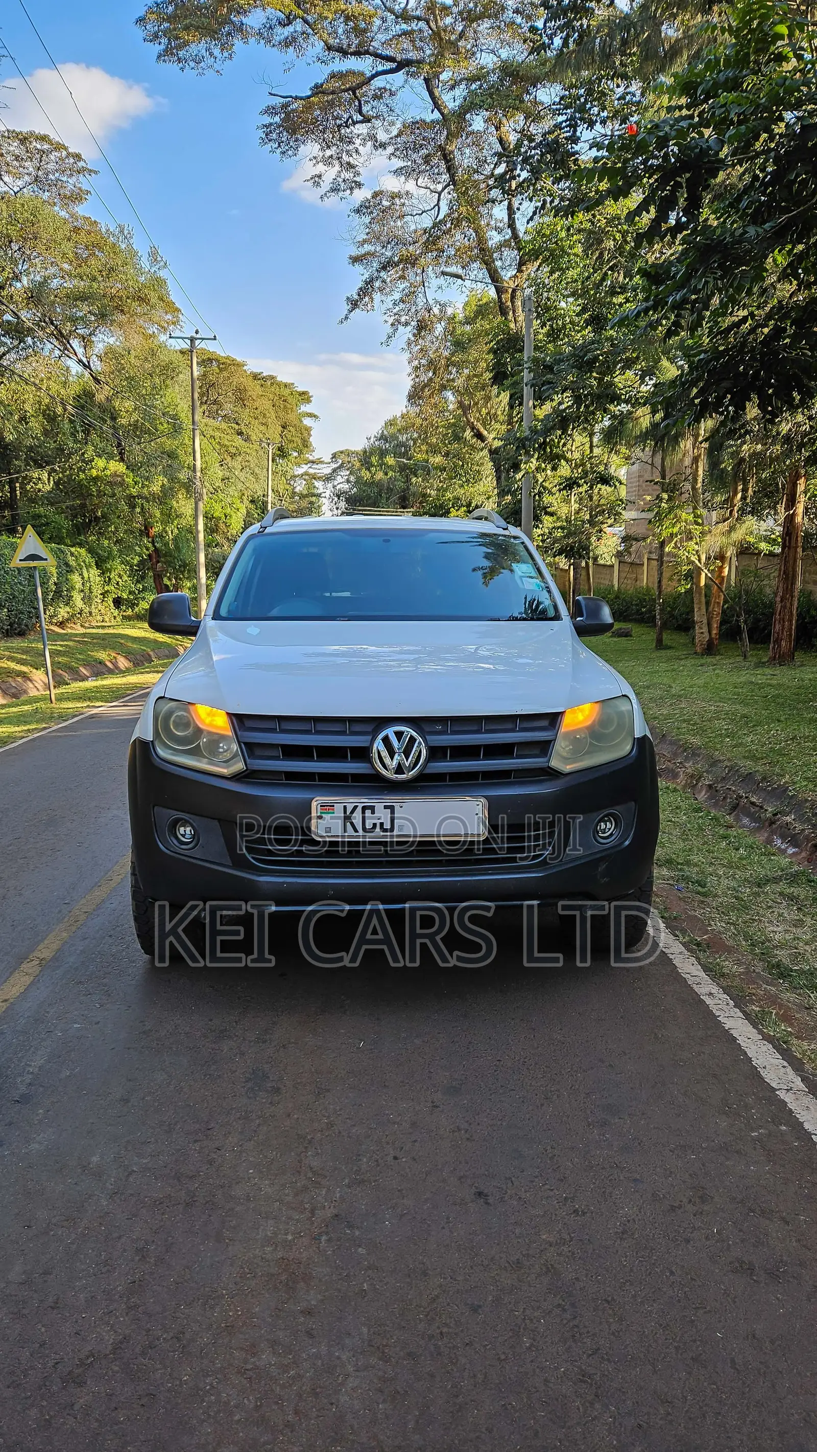 Volkswagen Amarok 2014 White