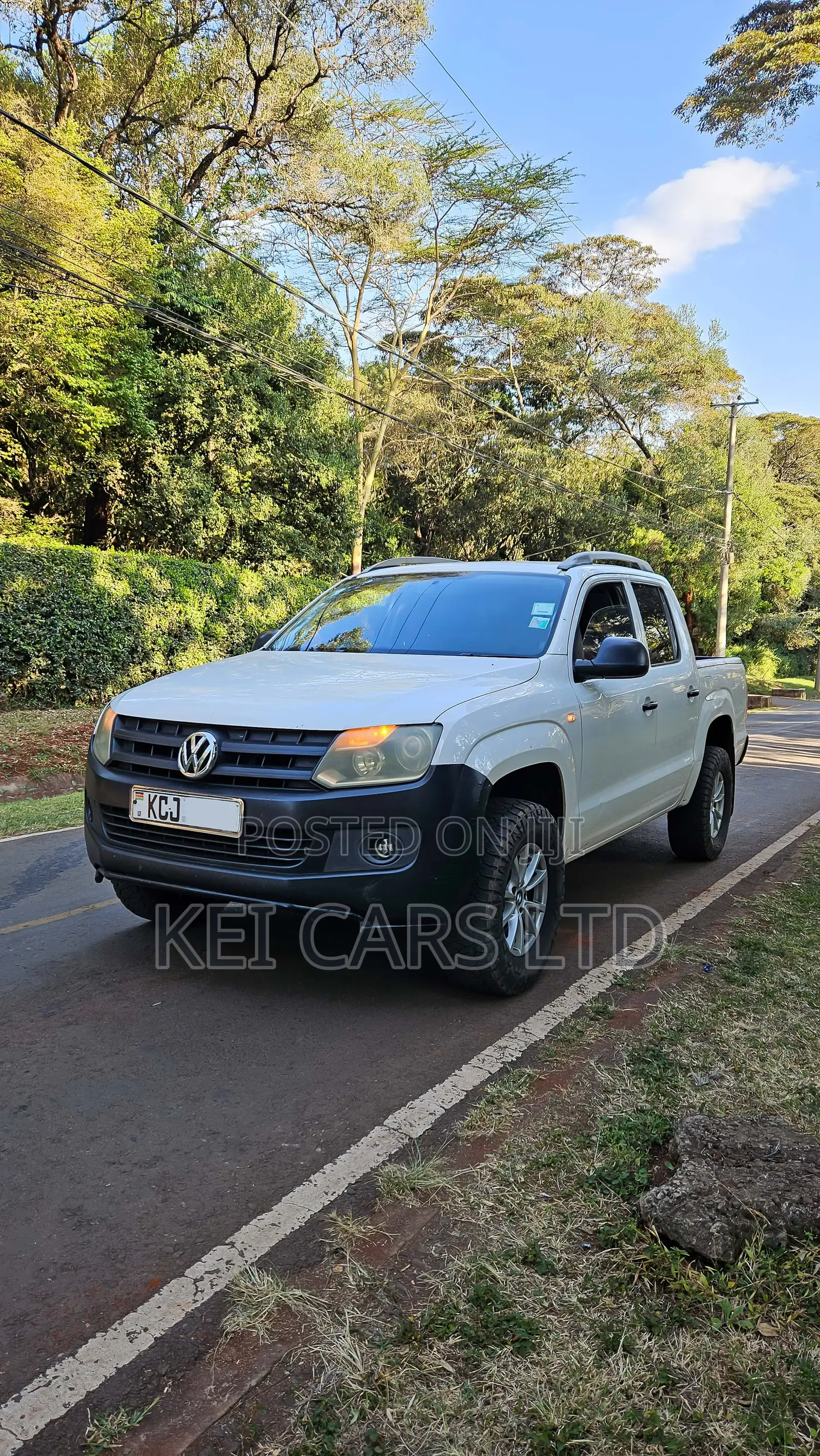 Volkswagen Amarok 2014 White