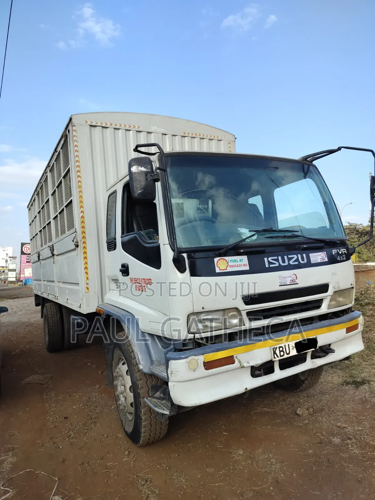 Isuzu FVR Local
