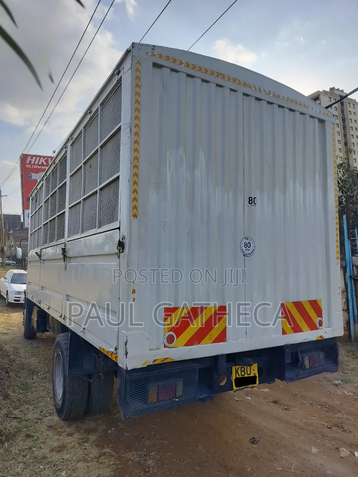 Isuzu FVR Local